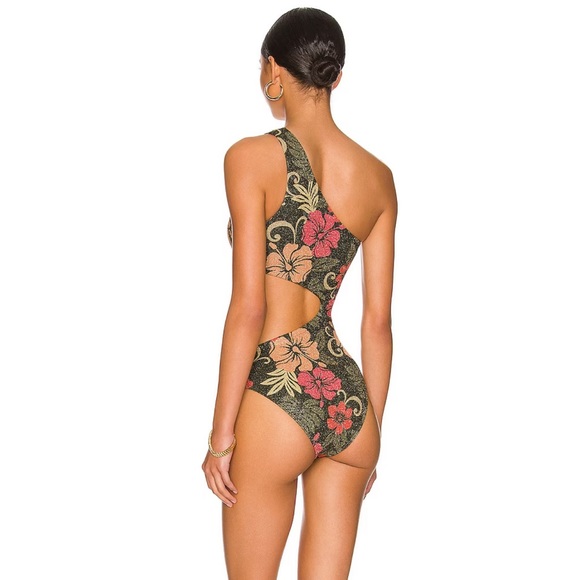 NWT Beach Riot Celine One Piece - Picture 2 of 5